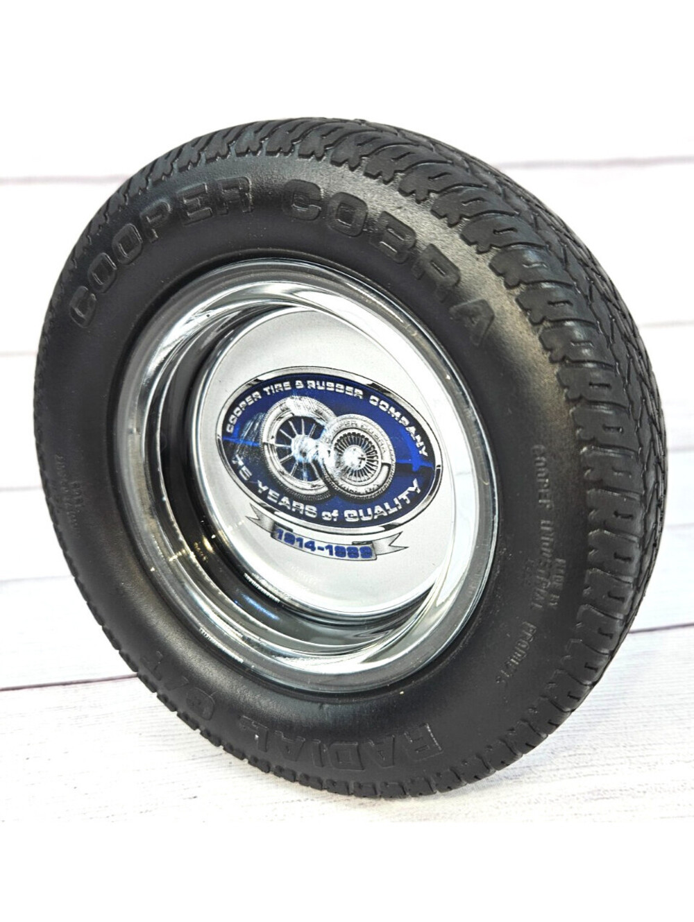 Vintage 1989 Cooper Cobra Radial G/T 7rth Anniversary Tire Ashtray